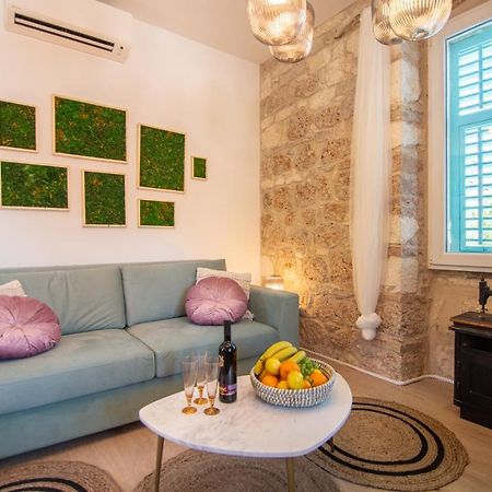 Apartments Mali Raj Komiža מראה חיצוני תמונה