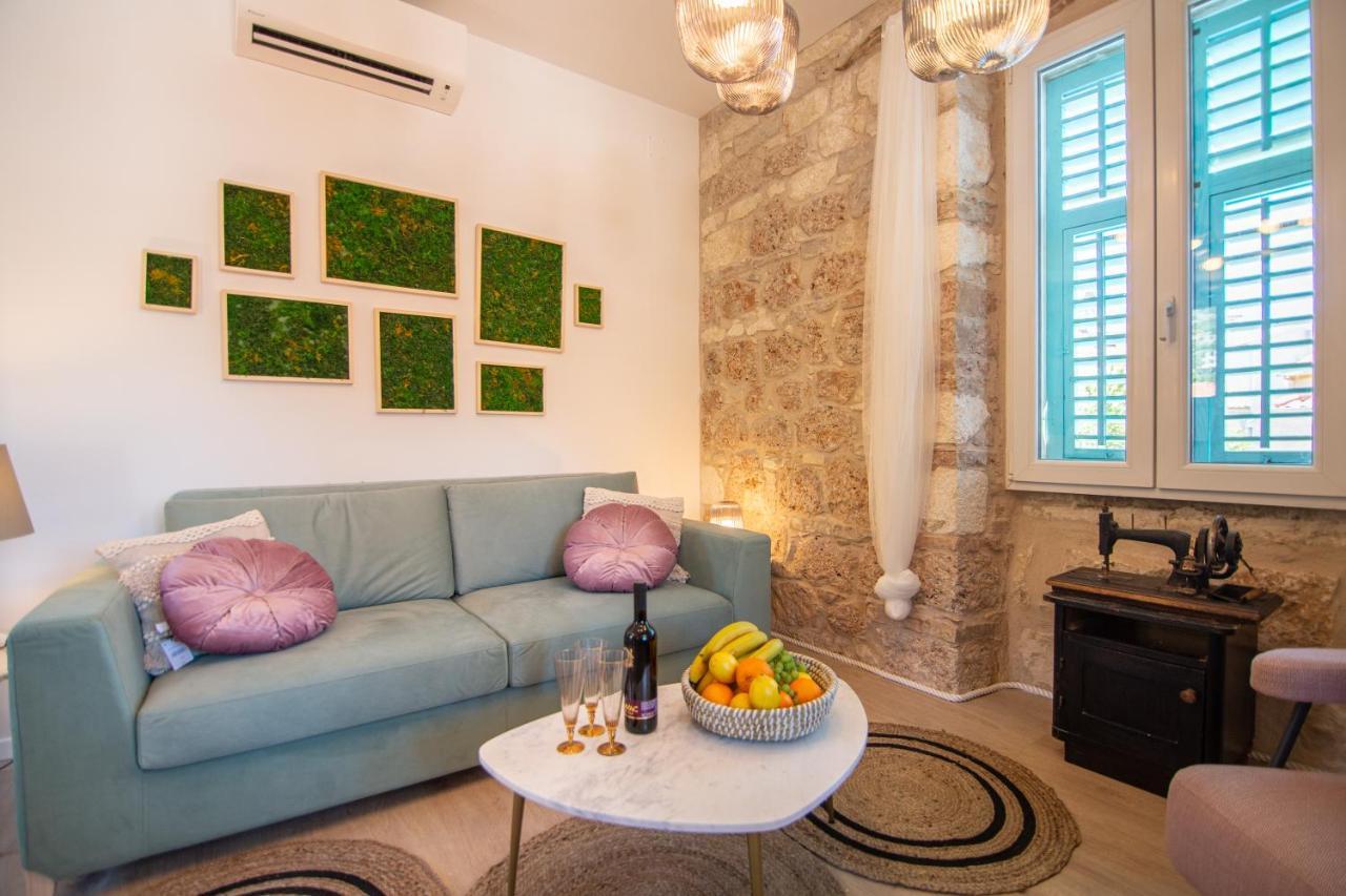 Apartments Mali Raj Komiža מראה חיצוני תמונה
