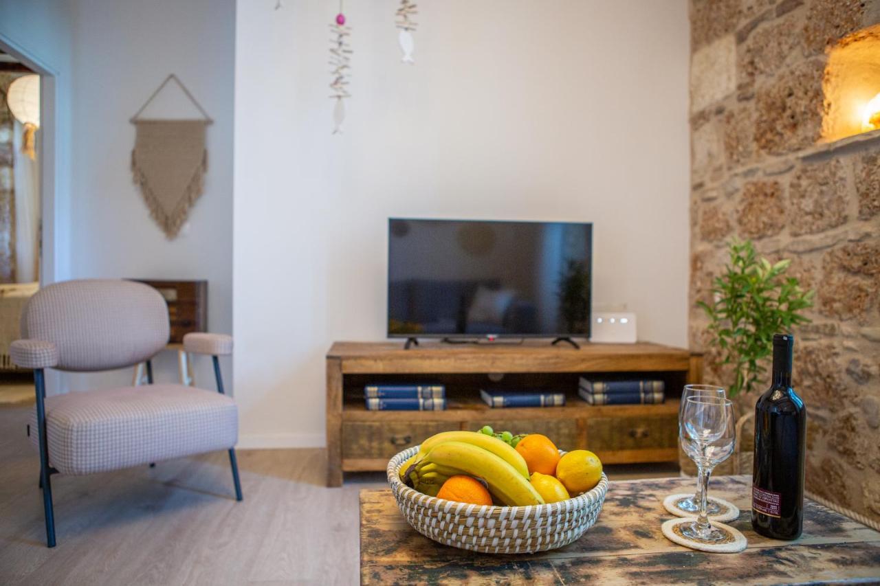 Apartments Mali Raj Komiža מראה חיצוני תמונה