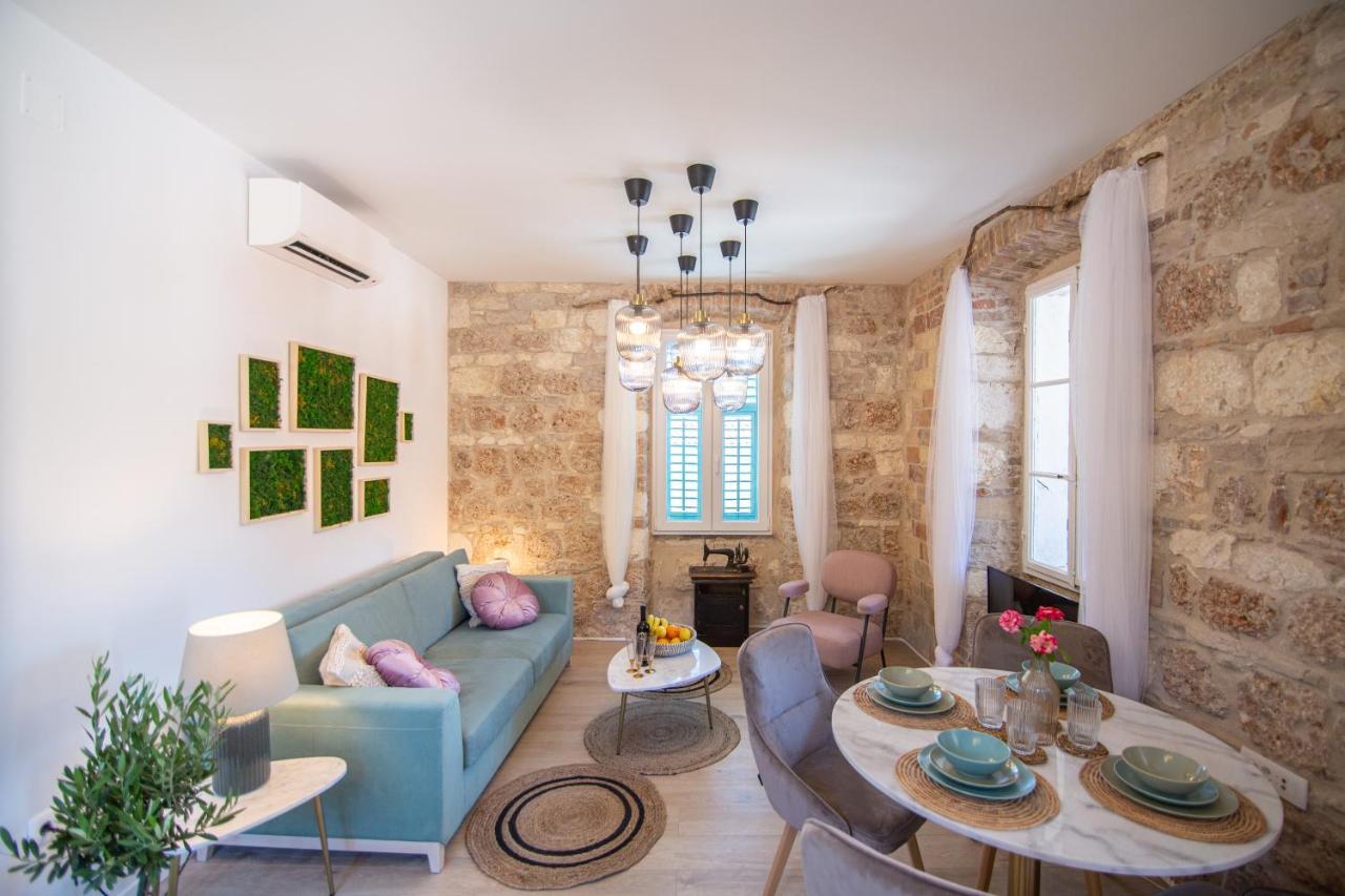 Apartments Mali Raj Komiža מראה חיצוני תמונה