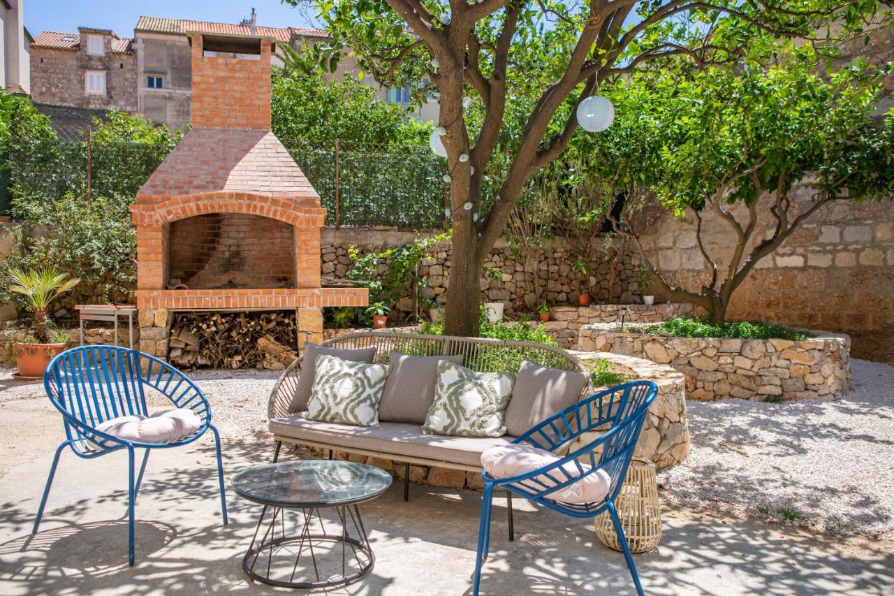 Apartments Mali Raj Komiža מראה חיצוני תמונה
